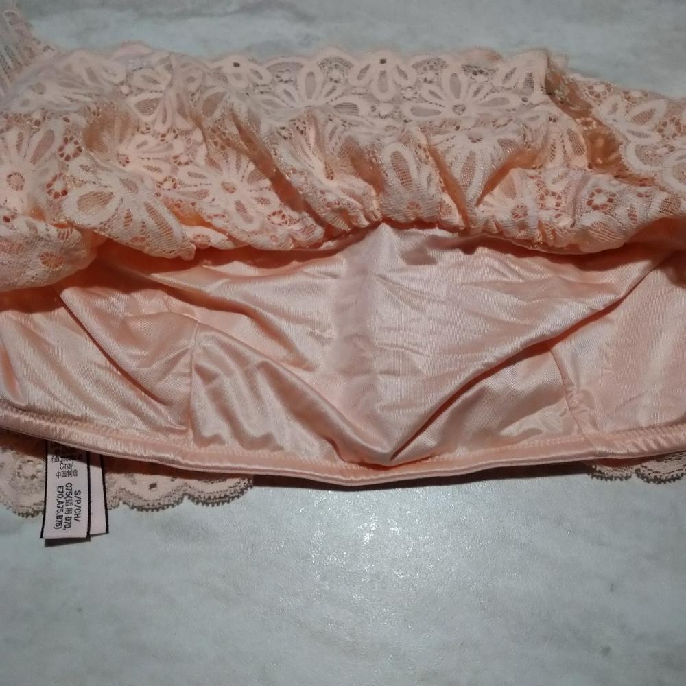 Victoria's Secret Off The Shoulder Bandeau - Picture 3 of 8